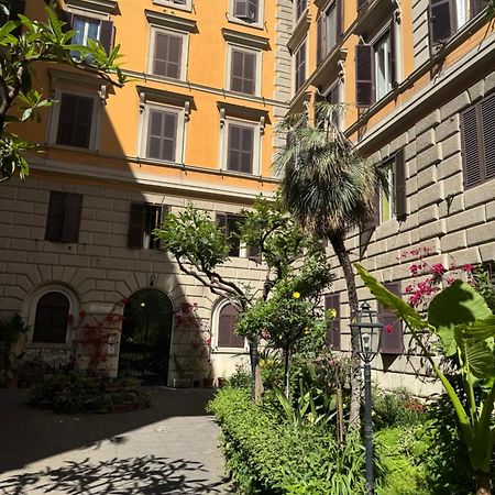 Appartamento Larisarooms Roma Ngoại thất bức ảnh