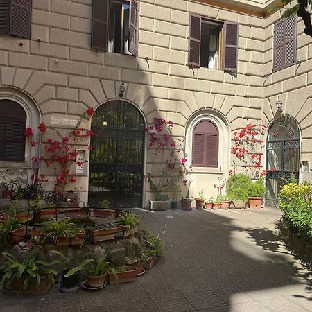 Appartamento Larisarooms Roma Ngoại thất bức ảnh